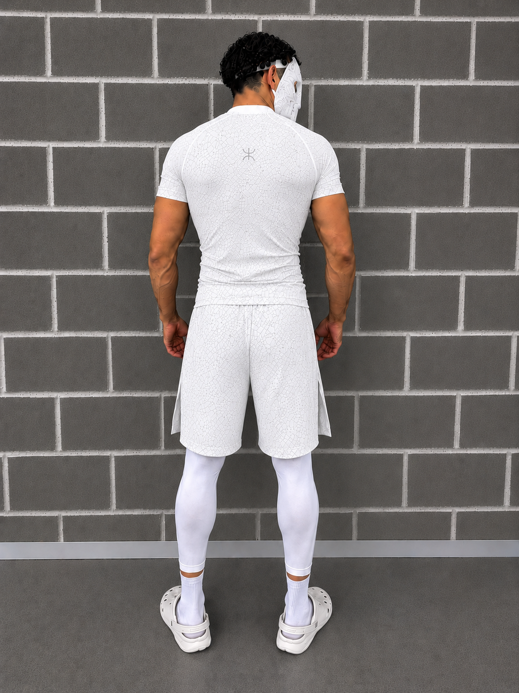 White Shadow ENSEMBLE