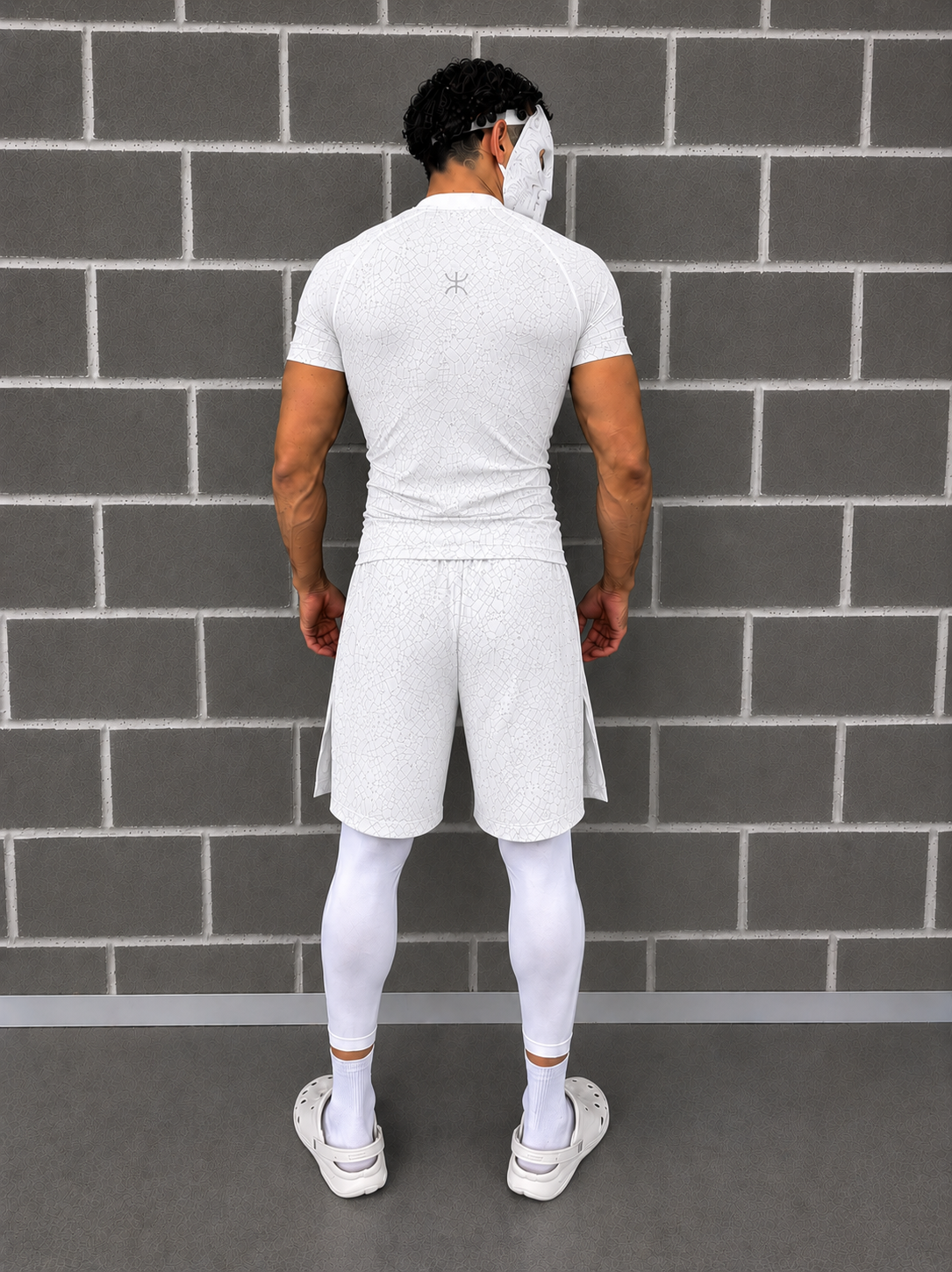 White Shadow ENSEMBLE